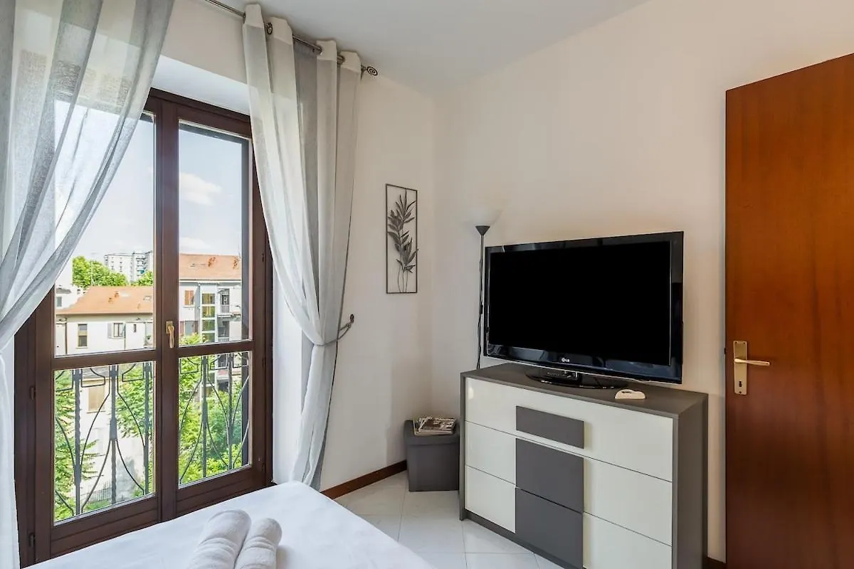 Free Wi-Fi Terrazza Con Vista Metro 5 Min Διαμέρισμα Sesto San Giovanni
